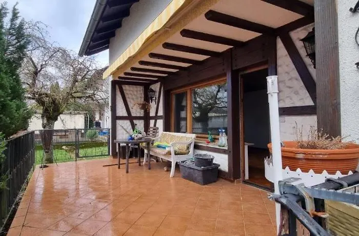 Hébergement de vacances Haus - Baden-Baden - 8X Zimmer Sandweier